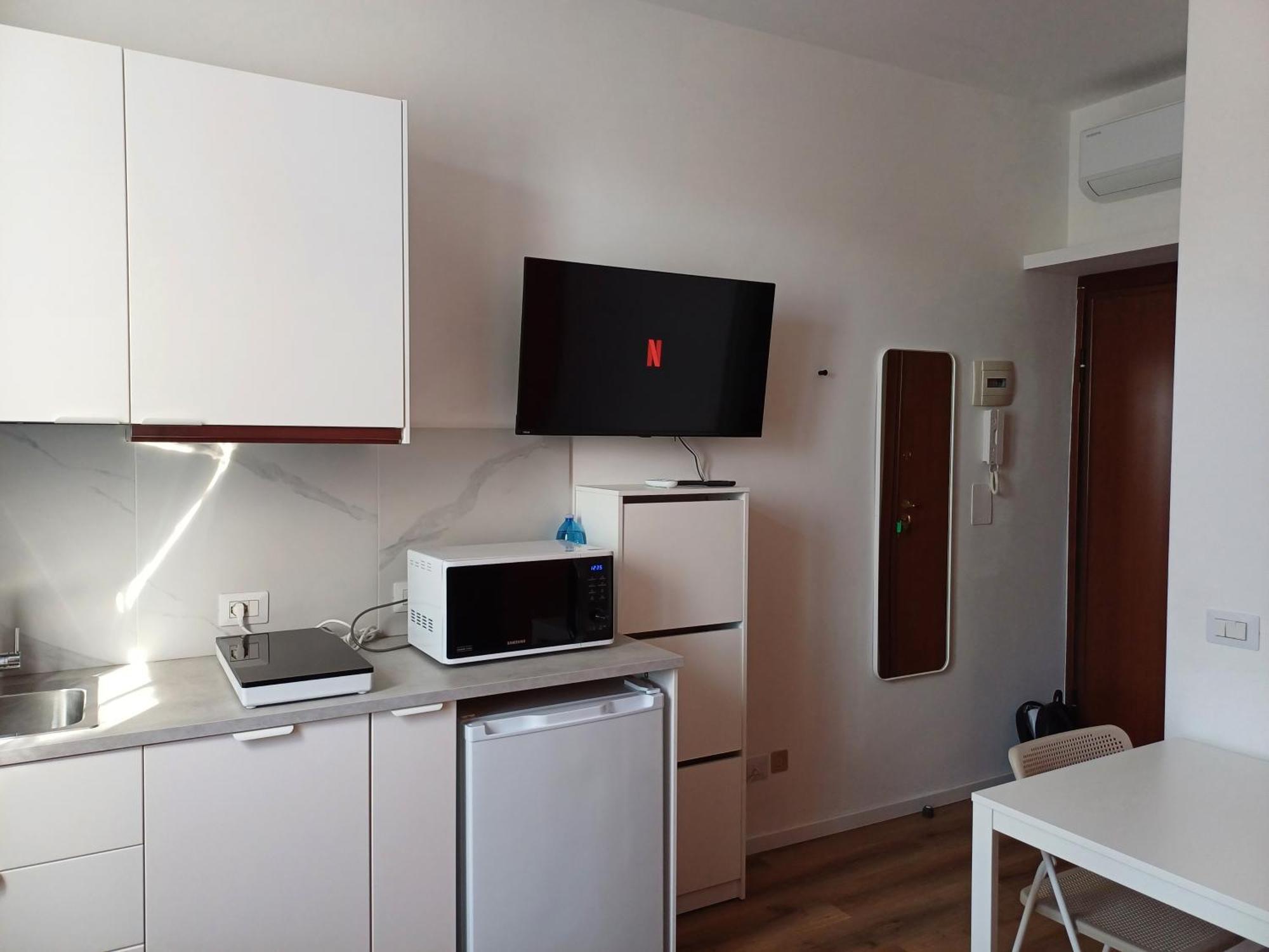 Sweet Smart Easy Apartment Porta Romana City Center ミラノ エクステリア 写真